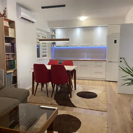 Ole Ii - Bright And Cozy Near The Center *